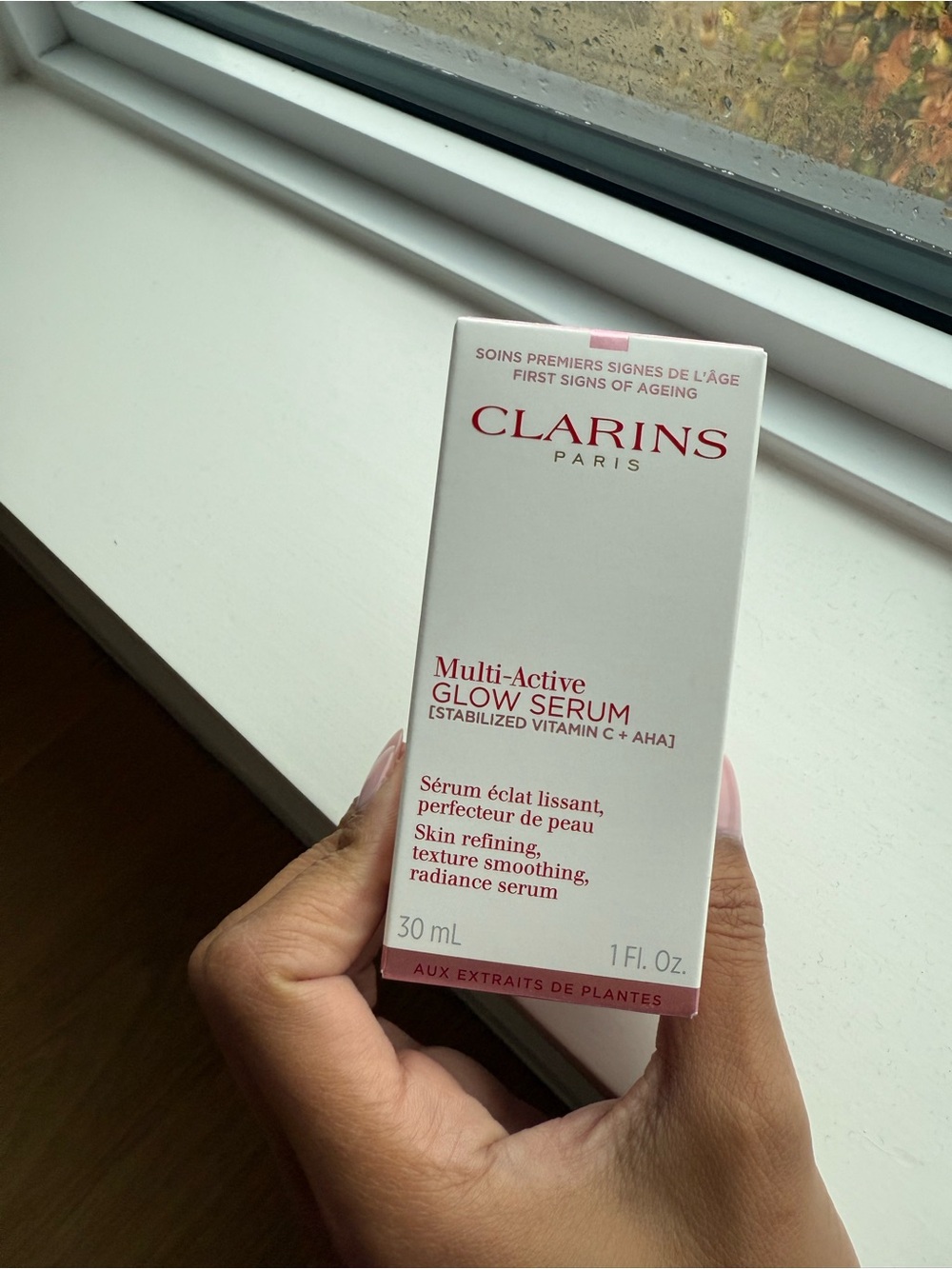 Clarins Multi-Active Glow Serum - White & Pink